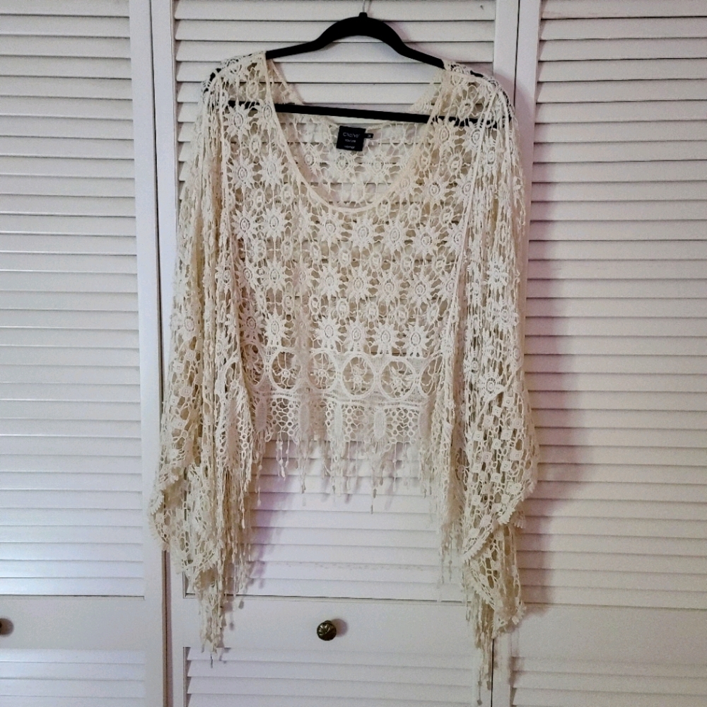 Crochet cropped pancho